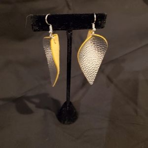 Ladies Faux Earrings